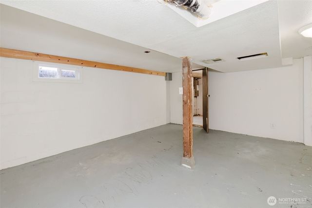 1141 West Avenue, Port Orchard, WA 98366