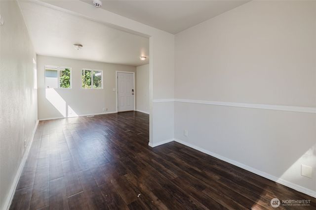 1141 West Avenue, Port Orchard, WA 98366