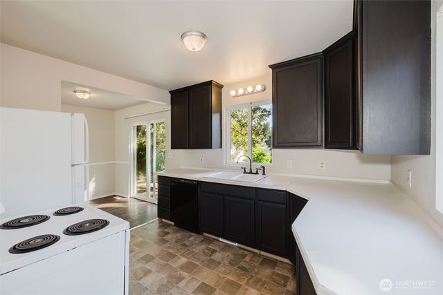 1141 West Avenue, Port Orchard, WA 98366