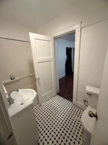 5053 N 28th STREET, Milwaukee, WI 53209