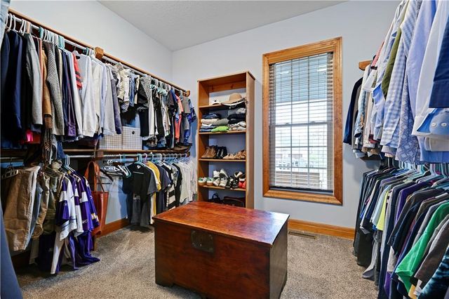 207 Saponi Lane, Lake Winnebago, MO 64034