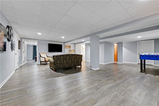 207 Saponi Lane, Lake Winnebago, MO 64034