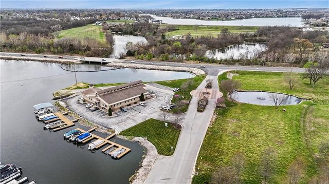 207 Saponi Lane, Lake Winnebago, MO 64034