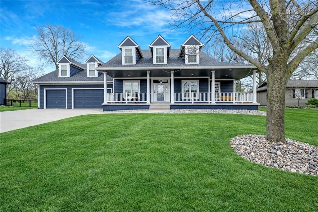 207 Saponi Lane, Lake Winnebago, MO 64034