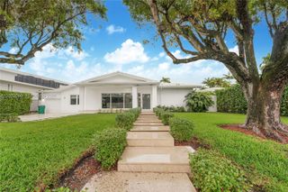 801 NE 76th St, Miami, FL 33138