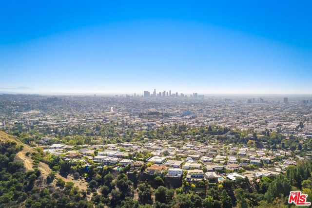 2315 N Hobart Boulevard, Los Angeles, CA 90027