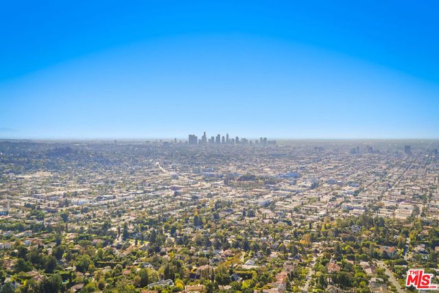 2315 N Hobart Boulevard, Los Angeles, CA 90027