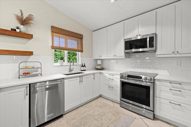 14525 NW 88th Avenue, Miami Lakes, FL 33018