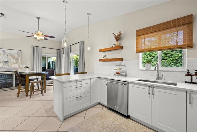 14525 NW 88th Avenue, Miami Lakes, FL 33018