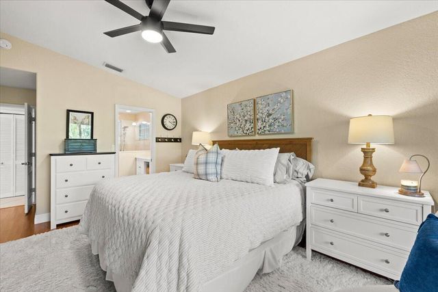 14525 NW 88th Avenue, Miami Lakes, FL 33018