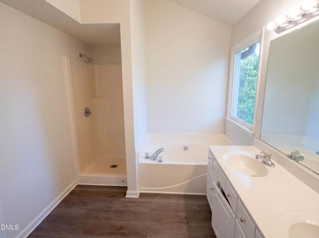 8988 Stamford Club Court, Rural Hall, NC 27045
