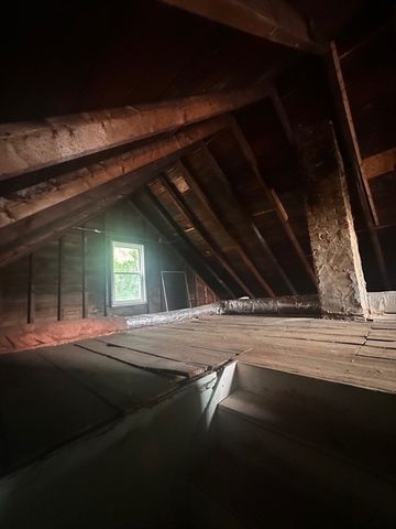 20 Summit Ave, Mansfield, MA 02048