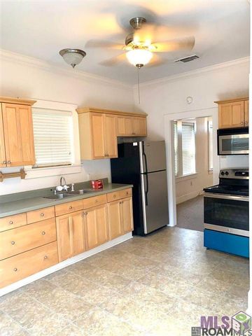 167 6th St, Port Allen, LA 70767