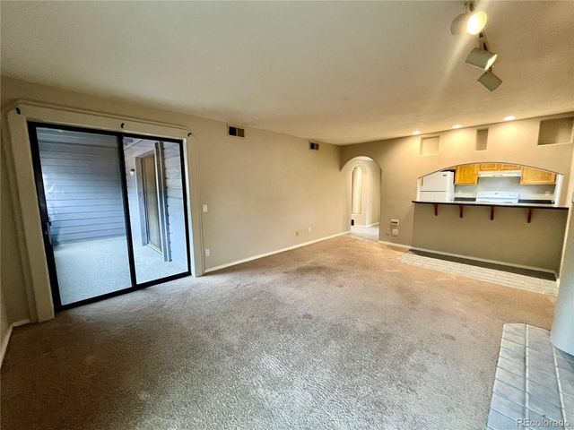 9797 E Peakview Ave C05, Englewood, CO 80111