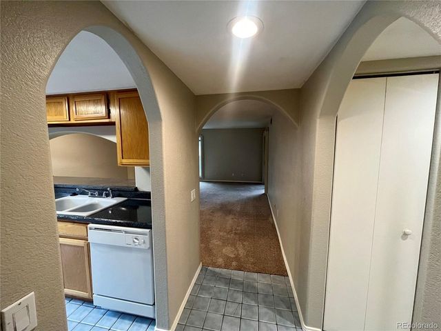 9797 E Peakview Ave C05, Englewood, CO 80111