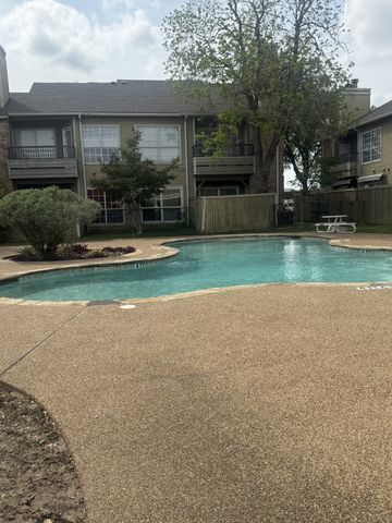 4101 Esters Road 110, Irving, TX 75038