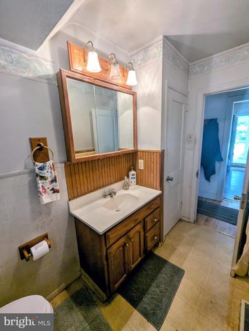 903 GALBRAITH AVE, Upper Chichester, PA 19061