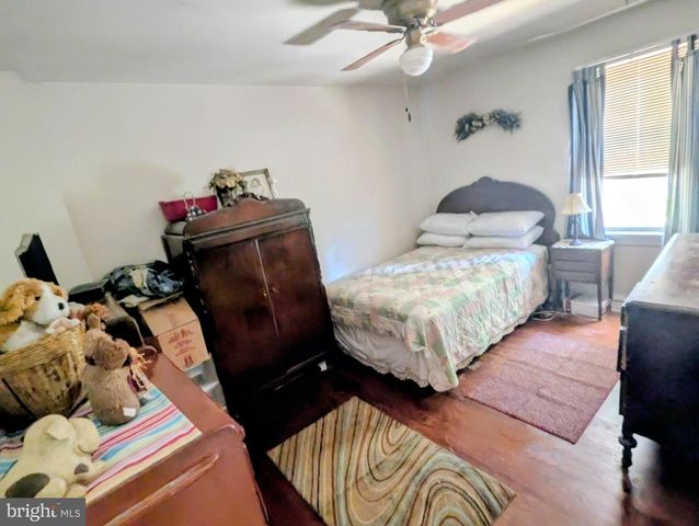 903 GALBRAITH AVE, Upper Chichester, PA 19061