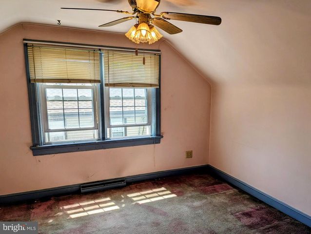 903 GALBRAITH AVE, Upper Chichester, PA 19061