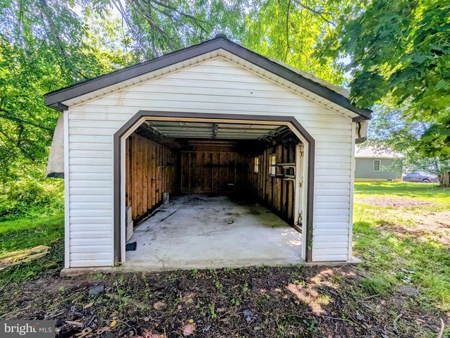 903 GALBRAITH AVE, Upper Chichester, PA 19061