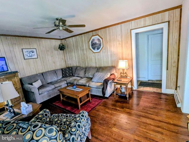 903 GALBRAITH AVE, Upper Chichester, PA 19061