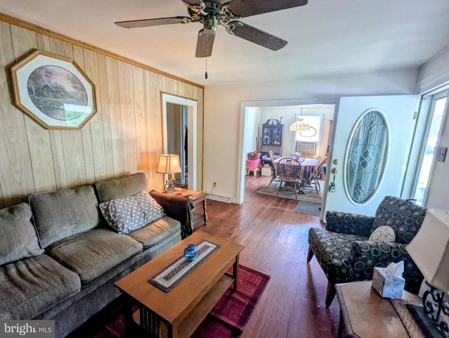 903 GALBRAITH AVE, Upper Chichester, PA 19061