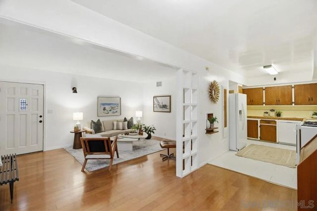 829-31 Avalon Ct, San Diego, CA 92109