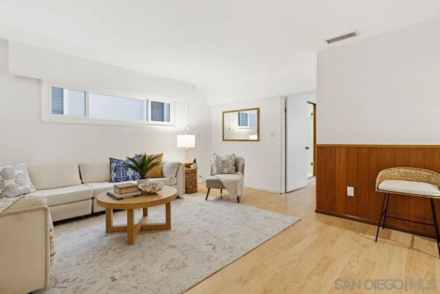 829-31 Avalon Ct, San Diego, CA 92109