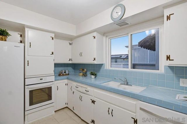 829-31 Avalon Ct, San Diego, CA 92109