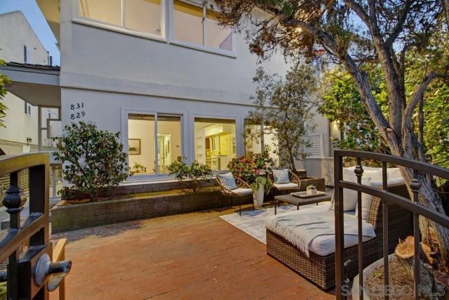 829-31 Avalon Ct, San Diego, CA 92109
