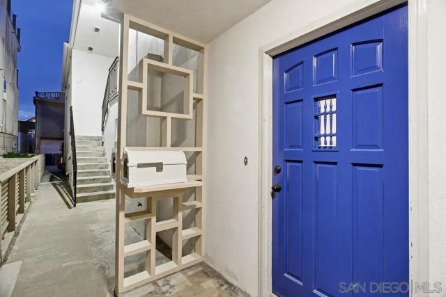 829-31 Avalon Ct, San Diego, CA 92109