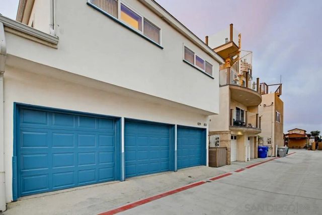 829-31 Avalon Ct, San Diego, CA 92109
