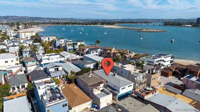 829-31 Avalon Ct, San Diego, CA 92109