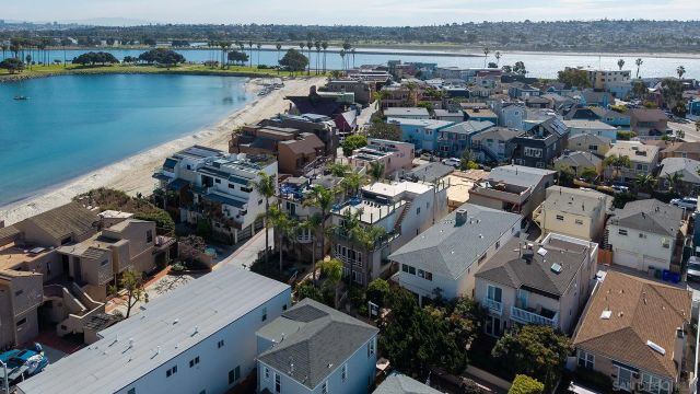 829-31 Avalon Ct, San Diego, CA 92109