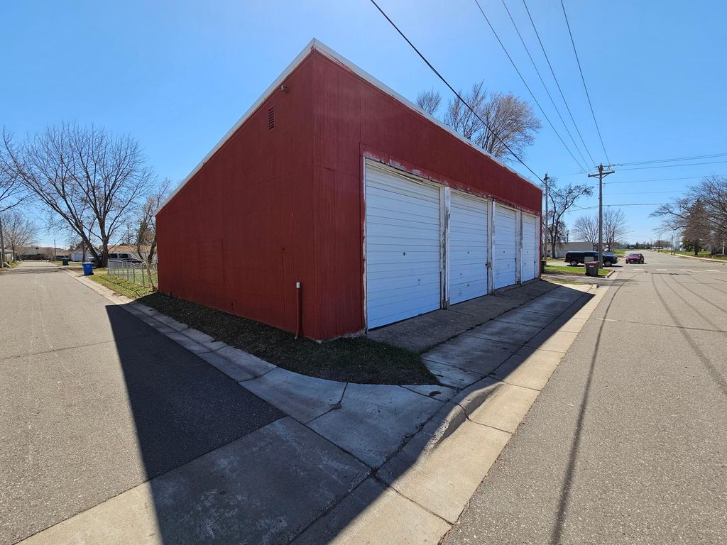 130 Cleveland Street N, Cambridge, MN 55008 — photo 3