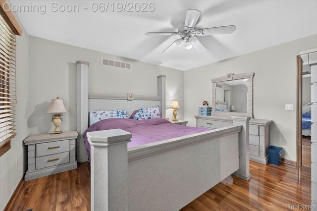 46362 Springhill Drive, Shelby Charter Township, MI 48317