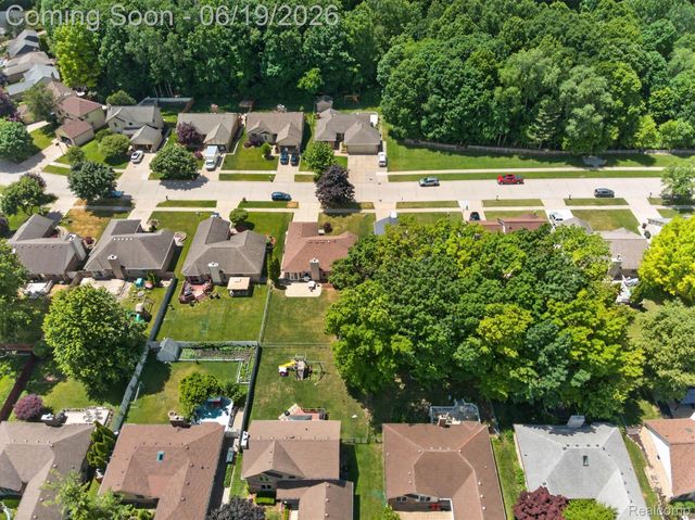 46362 Springhill Drive, Shelby Charter Township, MI 48317