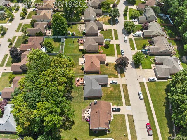 46362 Springhill Drive, Shelby Charter Township, MI 48317
