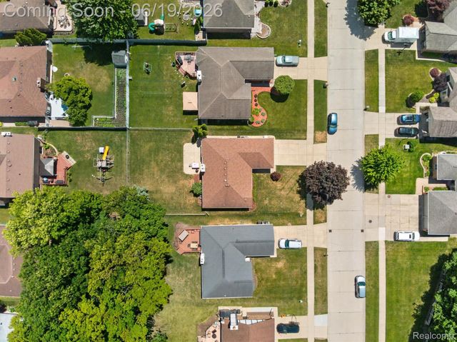 46362 Springhill Drive, Shelby Charter Township, MI 48317