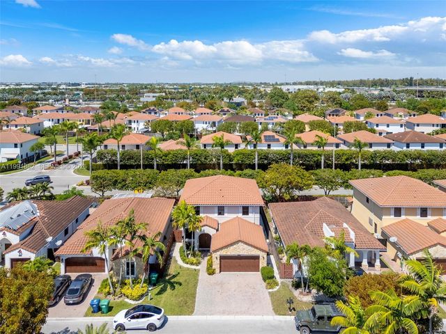 9761 NW 9th Street, Miami, FL 33172