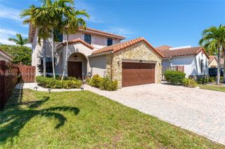 9761 NW 9th Street, Miami, FL 33172