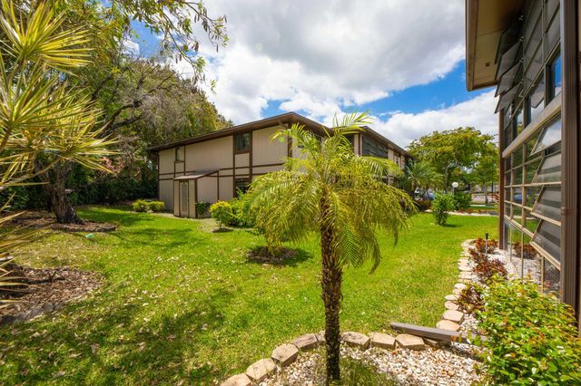 9344 S Belfort Circle 115-k4, Tamarac, FL 33321
