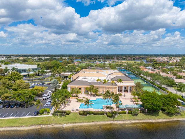 9344 S Belfort Circle 115-k4, Tamarac, FL 33321