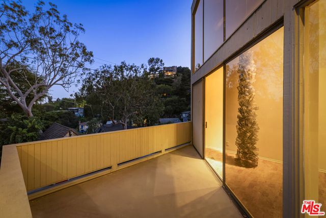 3035 Windsor Avenue, Los Angeles, CA 90039