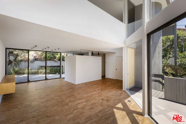 3035 Windsor Avenue, Los Angeles, CA 90039