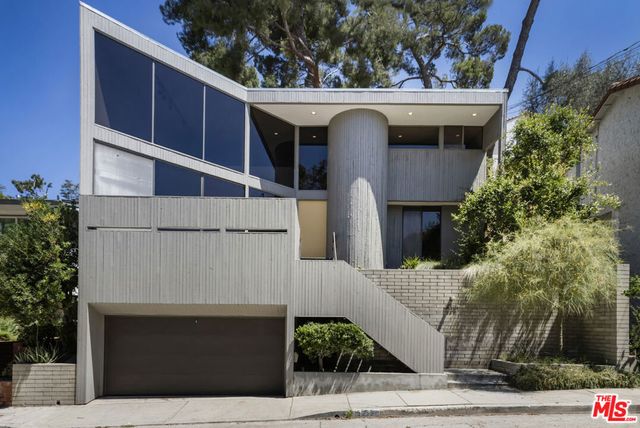 3035 Windsor Avenue, Los Angeles, CA 90039
