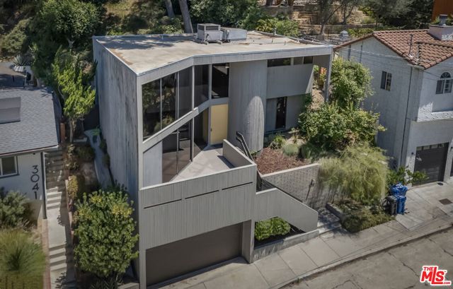 3035 Windsor Avenue, Los Angeles, CA 90039