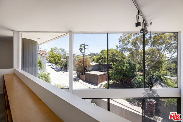 3035 Windsor Avenue, Los Angeles, CA 90039
