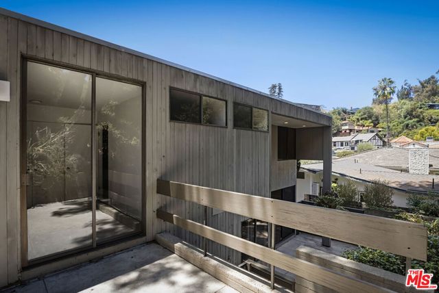 3035 Windsor Avenue, Los Angeles, CA 90039