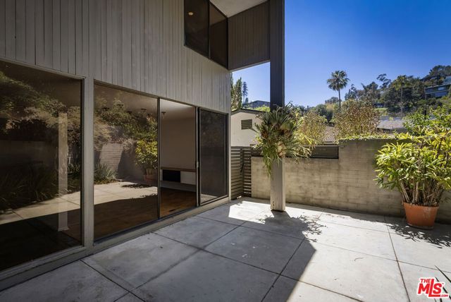 3035 Windsor Avenue, Los Angeles, CA 90039